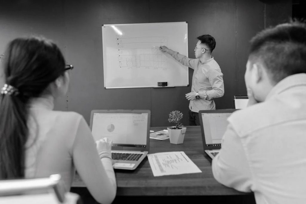 Jornada Presencial. Elaborar el Plan de Formación en la Empresa y Maximizar el crédito FUNDAE