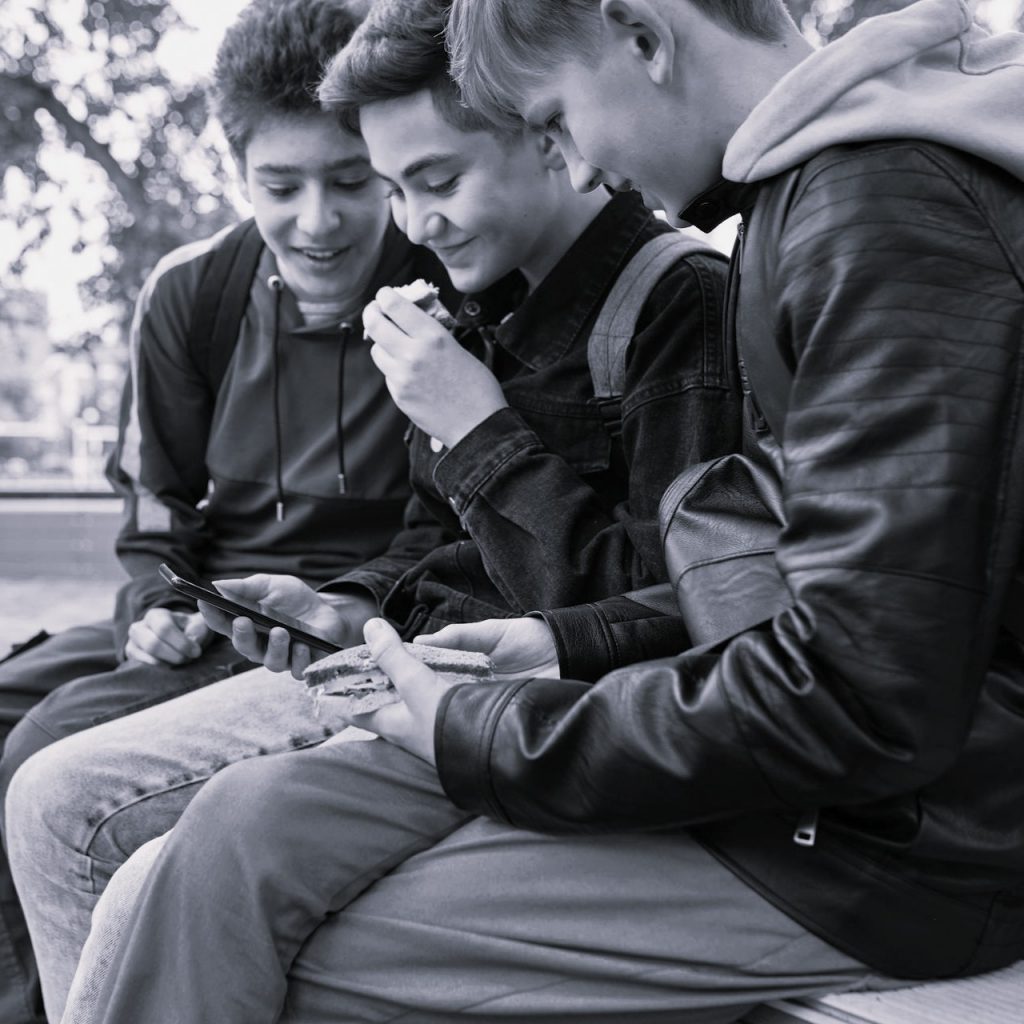 Microcredencial Universitaria en Coordinación de Bienestar y Protección de la Infancia y Juventud en el Ámbito Escolar
